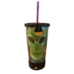 Cool Gear Pop Lights  Green Alien Face 18oz Tumblers With Lid LED Light Up